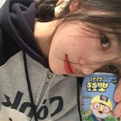 为黛茜小姐开车